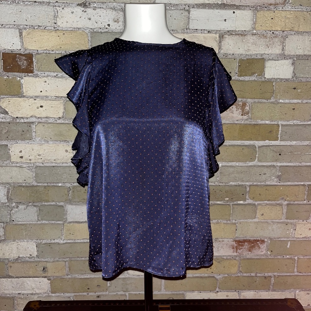 NWOT Waverly Grey Top